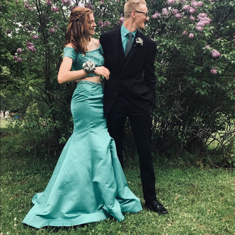 Prom dress